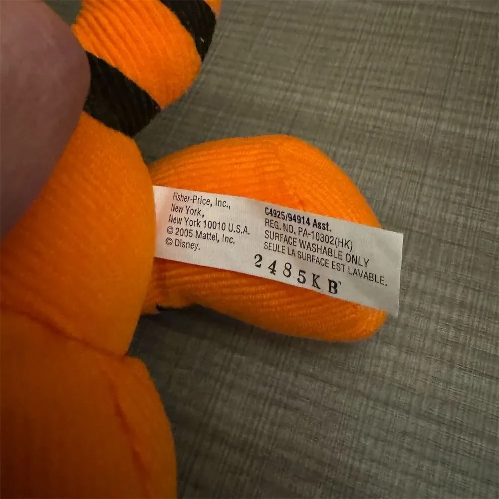 Fisher-Price Disney Tigger Plush Toy Winnie the Pooh Collection 2005